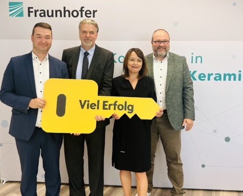 TGZ übergibt Schlüssel an Fraunhofer